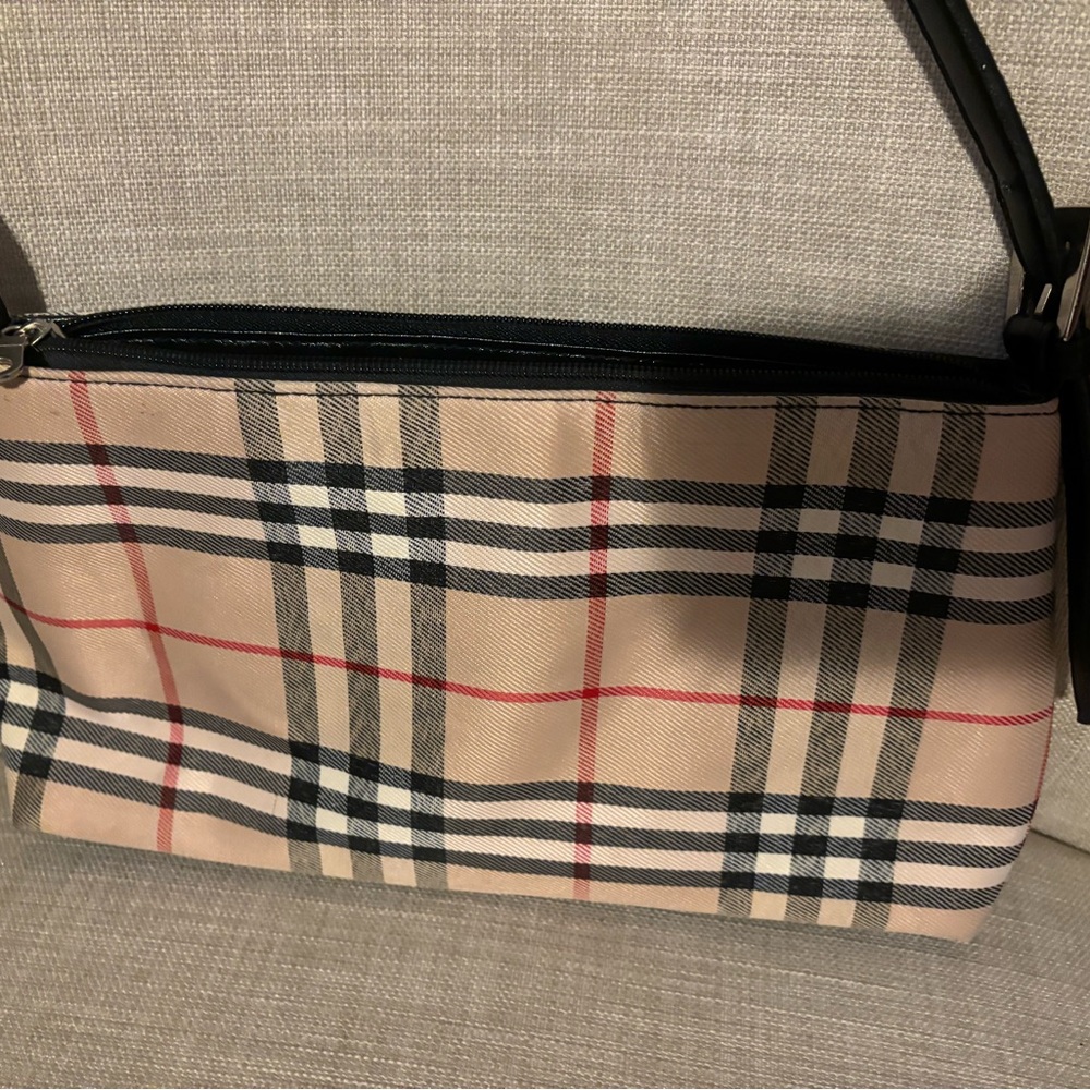 Burberry Checkered Corset Shoulder Bag - Picture 4 of 7